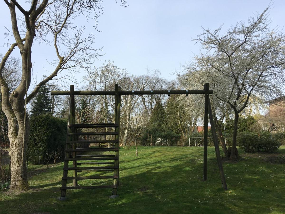 Ferienwohnung Kastanienblick Oder Parkblick, Oder Unser Radlerzimmer! Ziethen  Екстериор снимка
